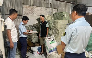 Phát hiện kho kẹo dẻo hơn 1 tấn không nhãn mác, bán tràn lan trên mạng