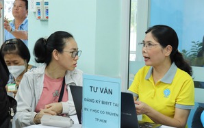 Khi đi khám chữa bệnh bằng BHYT, cần mang theo giấy tờ gì?