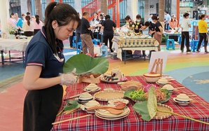 Giáo viên trổ tài bếp núc với "Bữa cơm gia đình"