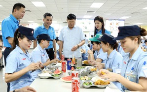 Hơn 2,1 triệu đoàn viên, người lao động thụ hưởng "Bữa cơm Công đoàn" năm 2025