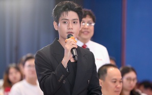 Diễn viên Đình Khang - phim "Mưa đỏ" - chưa liên lạc được với gia đình giữa mưa lũ ở Gia Lai