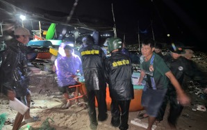 Khẩn trương tìm kiếm 2 ngư dân bị nước cuốn trôi từ sông Cái Nha Trang ra biển