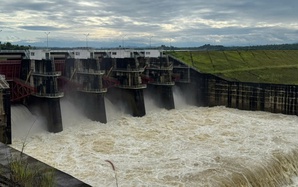Nhà máy thủy điện trên sông Sêrêpốk thông báo khẩn xả tràn đến vùng hạ du