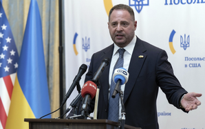 Ông Zelensky quyết liệt bảo vệ chánh văn phòng tổng thống Ukraine