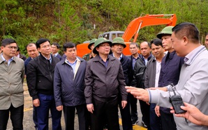 Lâm Đồng khẩn trương khắc phục sạt lở những tuyến đèo huyết mạch