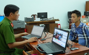 Đồng Tháp: Chạy xe máy chở 3 khi say rượu, 2 người chết thảm