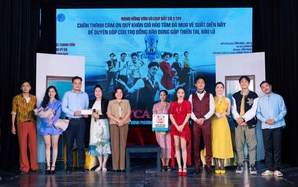 NSND Hồng Vân và nhiều nghệ sĩ chung tay ủng hộ đồng bào vùng lũ