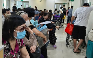 Bệnh viện thanh toán trực tiếp quyền lợi cho người bệnh đóng BHYT 5 năm liên tục