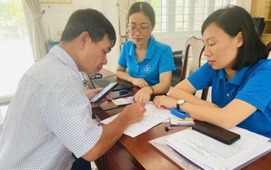 Đủ điều kiện hưởng lương hưu trước tuổi không được hưởng trợ cấp thất nghiệp