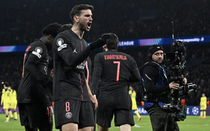 Tottenham không đòi được nợ Siêu cúp, PSG thắng trận cầu kinh điển 8 bàn