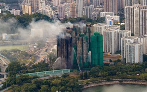 Cháy chung cư Hồng Kông: Những lời cầu cứu trong tuyệt vọng