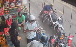 Vụ đạp ngã người đàn ông giao dừa: Không chỉ là một cú đạp