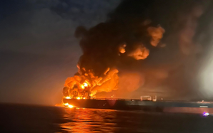 Thổ Nhĩ Kỳ thông báo 2 tàu "bóng tối" chở dầu của Nga phát nổ ngoài khơi