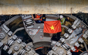 Máy đào hầm "Thần Tốc" dự án metro số 3 đã về đích tại ga Hà Nội