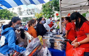 Chợ Tết Công đoàn trực tuyến chi 100 tỉ đồng hỗ trợ đoàn viên