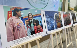 Ra mắt sách ảnh “80 năm, một Việt Nam vững tin”