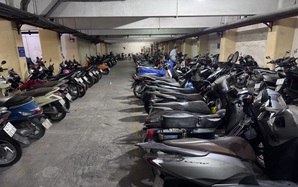 Chung cư HH Linh Đàm từ chối xe điện: Có dấu hiệu lạm quyền?