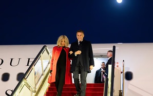 Vừa kết thúc chuyến thăm, tổng thống Pháp dọa áp thuế lên hàng hóa Trung Quốc