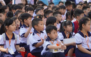 Vỡ òa cảm xúc trong ngày "Hôm nay, em vào lớp 1"