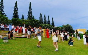 Phường Vũng Tàu ngăn chặn hành vi phản cảm tại Đài Liệt sĩ và công viên Bãi Sau