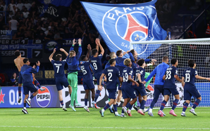 Đương kim vô địch PSG đại thắng ngày ra quân Champions League
