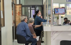 Người cao tuổi ở TP HCM đón nhận tin vui