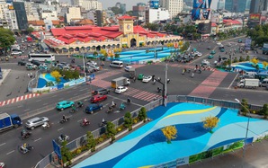 TPHCM yêu cầu tạm dừng chỉnh trang tại chợ Bến Thành, Hồ Con Rùa