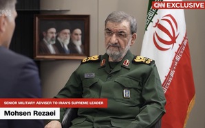 Iran nói về 24 tỉ USD, cảnh báo Mỹ "bước vào hành lang tăm tối"