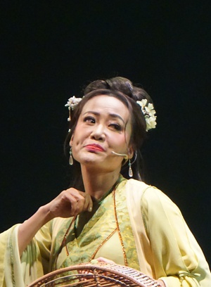 Nghệ sĩ Hồng Ánh và sự trở lại mạnh mẽ tại Giải Mai Vàng 31 - 2025