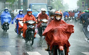 Mưa từ đêm đến sáng, trong ngày thời tiết TP HCM ra sao?