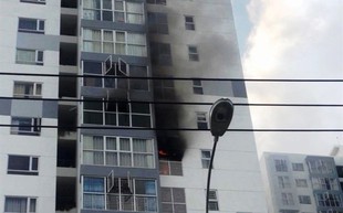 Mua bảo hiểm cháy nổ chung cư: Dân mải lo “đếm” phí, quên quyền lợi