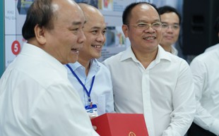 Thủ tướng Nguyễn Xuân Phúc thăm Nhà máy Tanifood