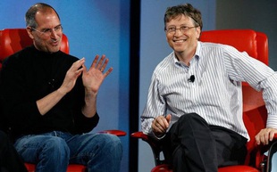 Tạo ra "gã khổng lồ" Microsoft, Bill Gates vẫn ghen tị với Steve Jobs