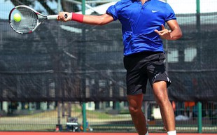 Tay vợt Lý Hoàng Nam chọn second home gần sân tennis ATP