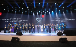 Vinh danh “Top50 Công ty kinh doanh hiệu quả nhất Việt Nam một thập kỷ”