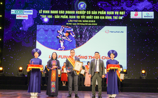 Hanwha Life Việt Nam nhận giải thưởng "Top 100 sản phẩm - dịch vụ tốt nhất cho gia đình và trẻ em"