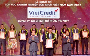 VietCredit được vinh danh top 500 doanh nghiệp lớn nhất Việt Nam VNR500 2022