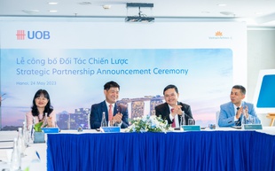 Ngân hàng UOB Việt Nam hợp tác chiến lược với Vietnam Airlines