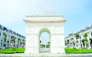 Khám phá căn hộ mang đậm tinh thần Paris giữa lòng Tây Hà Nội