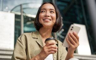 Doanh nghiệp tương tác với người dùng trên ứng dụng nhắn tin có gì khác?