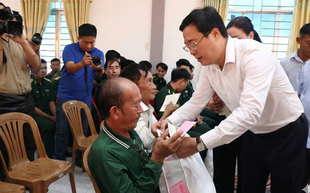 Lan tỏa nghĩa tình TP HCM