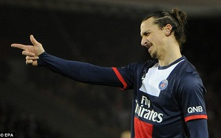 Ibrahimovic phát bực vì bị so sánh với nữ cầu thủ