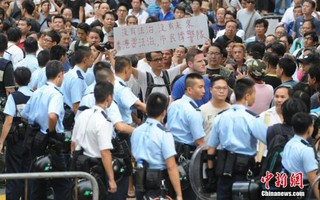 Cảnh sát Hồng Kông bắt 8 người biểu tình