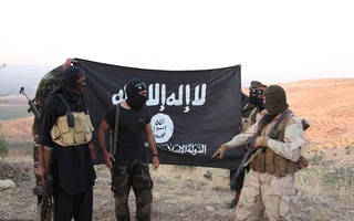IS dội bom bọ cạp khủng bố dân Iraq