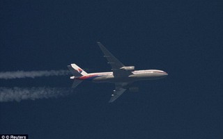 “MH370 bị quân đội Mỹ bắn hạ vì sợ không tặc”