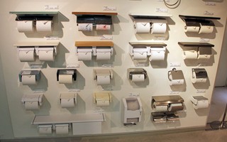 Nhật Bản kêu gọi trữ giấy vệ sinh phòng thiên tai