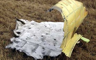 MH17 bị "tên lửa siêu thanh bắn hạ"