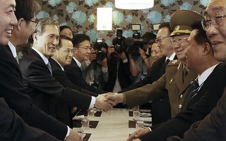 Triều Tiên bất ngờ nối lại đàm phán với Hàn Quốc