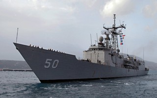 Tàu chiến Mỹ mắc cạn tại Biển Đen
