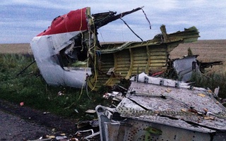 Cẩn thận các link liên quan vụ rơi máy bay MH17